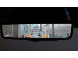 {デジタルインナーミラー} 車両後方カメラの映像をディスプレイに表示する事で、ヘッドレストや荷物で視界を遮られず後方を確認できるにで安心です。
