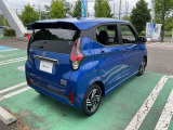 【障害物センサー】細い道を通ったときや駐車するとき等、障害物に当たりそうになると警告音が鳴ったり、自動でブレーキをかけてくれます。安心ですね!