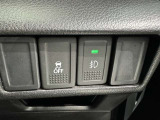 オートマチックハイビームとは、先行車や対向車のライトを認識し、ハイビームとロービームを自動で切り替える機能です。夜道の視界を確保します。詳細は販売店スタッフまでおたずねください。
