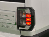 視認性と個性を演出するリヤコンビネーションランプ(LEDストップランプ)