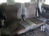 ゆとりある広々とした車内空間は、ドライブを始め買い物やレジャーなど、幅広く活躍します。一人でもみんなとでもお出かけを楽しみましょう!