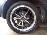 165/55R15♪ノーマルタイヤ装着車♪各種アルミホイールや、スタッドレスタイヤも取扱いしております。是非ご相談ください♪