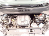 1.0L MPIエンジン搭載。優れた燃費性能と高い静粛性を実現しています。
