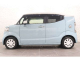 このお車はホンダ純正光脱臭・抗菌加工を納車前に致します。光触媒消臭は光触媒と銀イオンにより消臭とウイルス除菌や抗菌効果のダブル効果で車内を快適に保ちます。