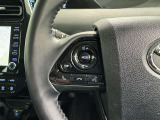 ステアリングスイッチ装備!運転しながら手元でオーディオの操作などができます。