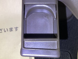 収納タイプのドリンクホルダーは不要な時しまっておけます。