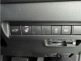 高品質カークリーニング 外装・内装、岐阜トヨペットの専門スタッフがシートもカーペットも綺麗に洗浄済み!プロの仕上げを是非ご確認ください。