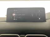 高機能なナビゲーションシステムを搭載。スムーズな操作で目的地設定や音楽を楽しめます。快適なドライブをサポートする頼もしいパートナーです。