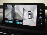 ◆マルチビューカメラシステム◆運転席から見づらい前後左右を、ナビ画面の映像で確認。見通しの悪い交差点や狭い道でのすれ違い、駐車などをサポートします。