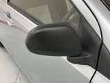 快適にお乗りいただくために、外装を美しく仕上げるだけではなく、内装も細部にいたるまで徹底した清掃・洗浄を実施しております。