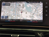iDriveHDDナビゲーションになります。操作はコントローラーとタッチパネルにて操作いただけます。