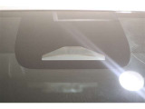 Toyota Safety Sence は事故への回避や衝突被害の軽減などお客様の安全をサポートしてくれます。詳細はスタッフまでお問い合わせください