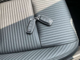 インテリジェントキー装備。ポケットやカバンに入れておくだけ。車両の始動操作を楽にする便利アイテム☆