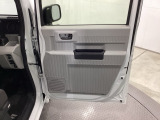 開口部が広いため、荷物を抱えた状態での乗り入れも楽に行えます。
