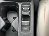 最新の電子制御パーキングブレーキ装備!ブレーキホールド機能も装備していますので渋滞時の疲れが軽減されますよ!