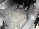 当社は指定工場を併設しておりますので、一般整備・メンテナンスはもちろん車検も全て対応可能です。アフターサービスにつきましてもお任せ下さい!!