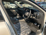 新車時のカバーがかかってますので状態も良好です。