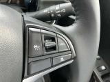 全車速追従機能付(MRCC)アクセルを離しても前方の車に合わせて走行ができます。