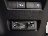 ☆自動車保険も私たちにお任せ下さい!当社は土・日曜日も営業しておりますので万が一のときも安心ですね♪今ご加入の保険証をご持参いただければ簡単に保険診断等も承りますのでお気軽にご相談ください♪