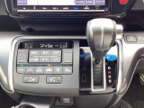 ☆運転席・助手席シートヒーター付。温度調節が可能。座面を温めて寒い日も快適なドライブを☆
