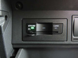 ETC車載機付きでECOでスムーズに高速道路に乗れます。