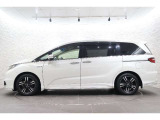 このお車はホンダ純正光脱臭・抗菌加工を納車前に致します。光触媒消臭は光触媒と銀イオンにより消臭とウイルス除菌や抗菌効果のダブル効果で車内を快適に保ちます。