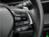 アダプティブクルーズコントロールが装備されており、高速道路での疲労軽減と燃費運転に貢献します!