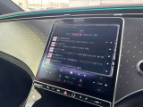 EQケアにより新車登録日より5年または10万kmまで一般保証及びメンテナンス保証24時間ツーリングサポートが適応。高電圧バッテリーは新車登録日から10年または25万kmまでEQ特別保証が適用されます。