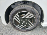 純正アルミホイ-ル付です!タイヤサイズ 155/65R14(フロント左タイヤ)