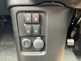 運転者に優しいスイッチ類の配置です。