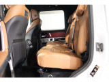 お気軽にお問い合わせください。Tel:075-325-0440 Mobile:070-2313-8676  中古車担当:時女まで