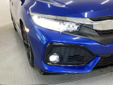 【LEDヘッドライト】ディスチャージヘッドライト(HID)と同等の明るさで、夜道や雨天走行が明るく視界良好!!