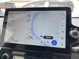 純正ナビを装備。タッチパネル式で使いやすく、お出かけもラクラクです。