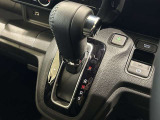 最先端の電子制御パーキングブレーキとブレーキホールドで快適な運転をサポートします!