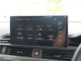 アウディの最新技術を投入したMMI(マルチメディアインターフェイス)多彩なインフォテインメントをシンプルで簡単に、自在の操作できる最新テクノロジーです。