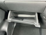 大容量グローブボックス