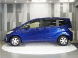 整備代金を車両本体価格に含んでおります。法定点検整備または定期点検を実施し、点検記録簿を発行致します。