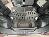 ☆お車についた傷やヘコミ、事故の修理もハヤシにお任せください。自社鈑金工場で修理ができますの安心です☆