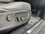 パワーシート搭載。微妙な調整が手軽にでき、ピッタリのポジションで運転することが可能です。