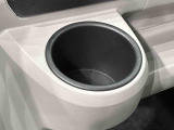助手席側掘り込み式インパネカップホルダー
