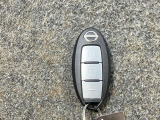 【インテリジェントキー】広い駐車場でどこに止めた分らない時!リモコンスイッチボタンを押すとクルマがピッと音とハザードランプで応えてくれます!