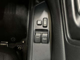 運転席と助手席はパワーウィンドウ!