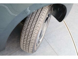 タイヤサイズは155/65R14を装備しております!!