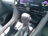 こまめな温度管理のできるオートエアコンがついたお車です