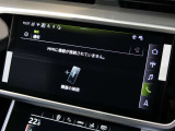 携帯をBluetoothで接続していただければ運転中でもハンズフリーで対話が可能です。
