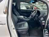 座り心地が良いシートなので長時間の運転でも快適にお過ごしいただけます。