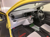 車両状態証明書修復歴の有無も一目瞭然。機能や内装・外装、走行距離、修復歴の有無をチェックし、クルマの状態を10段階にした車両状態証明書。数字や記号を使ってわかりやすく表示しています。