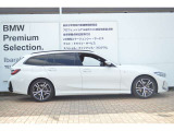 お車のお見積りと合わせましてBMW自動車保険のお見積もご用意致します。BMW/MINI車オーナー様へ向けたBMWだけの特典がございますBMW自動車保険につきましてもお気軽にご相談下さい。