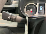 車両状態証明書修復歴の有無も一目瞭然。機能や内装・外装、走行距離、修復歴の有無をチェックし、クルマの状態を10段階にした車両状態証明書。数字や記号を使ってわかりやすく表示しています。
