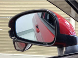 車が大好きなスタッフが心をこめて接客いたします。お客様一人一人のお車に対する思いや気持ちをうかがい、充実した時間が過ごせるよう努めます。